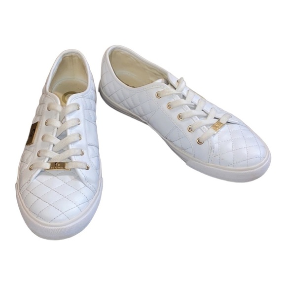 𝅺GUESS Women’s Quilted Faux Vegan Leather Lace Up Sneakers with Gold Trim 9.5 - Picture 5 of 8